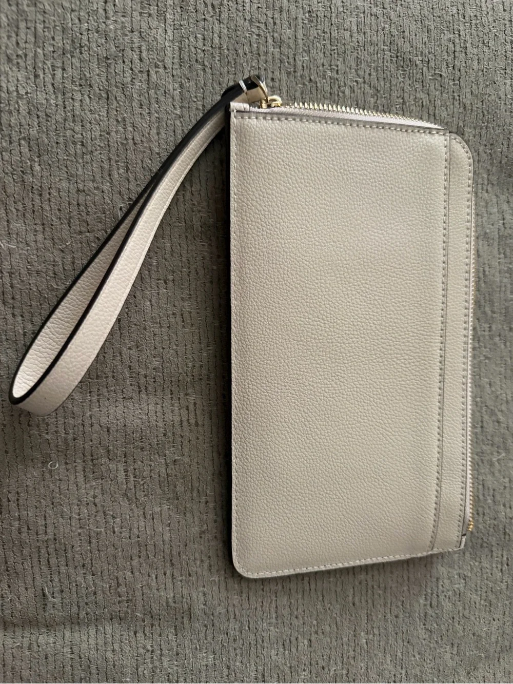 kate spade Floral Appliqué Zip Wallet in Light Beige/White